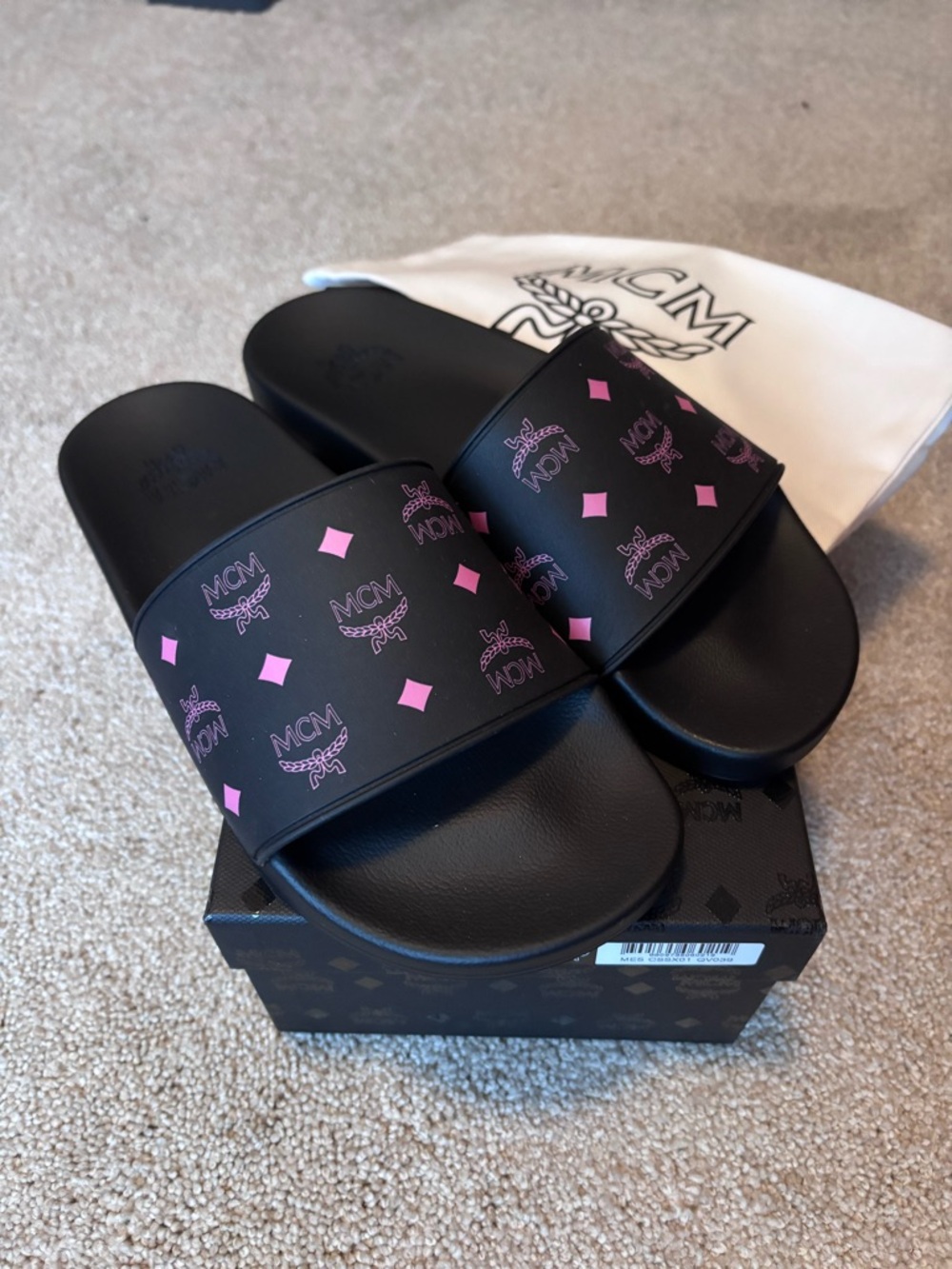 NWB MCM Black & Pink Logo Slide Sandals Sz 39!